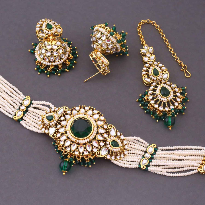 Emerald Tanushee Kundan Jewellery Set