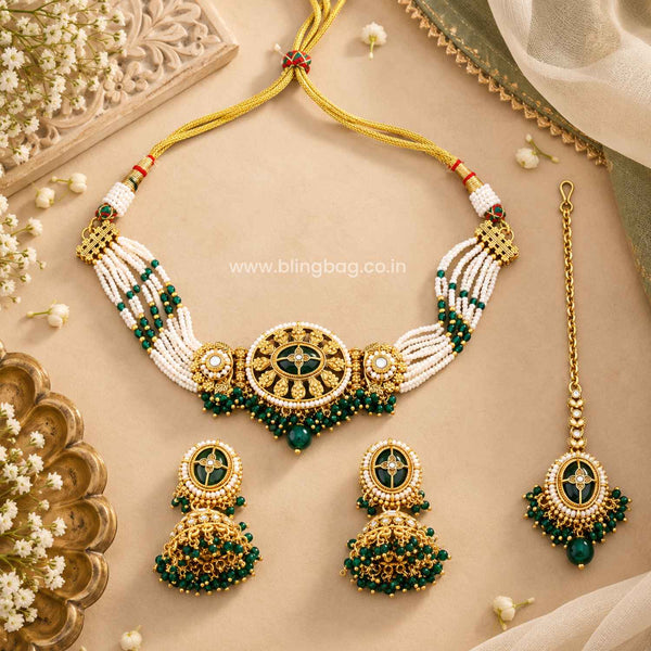 Emerald Tavya Kundan Jewellery Set