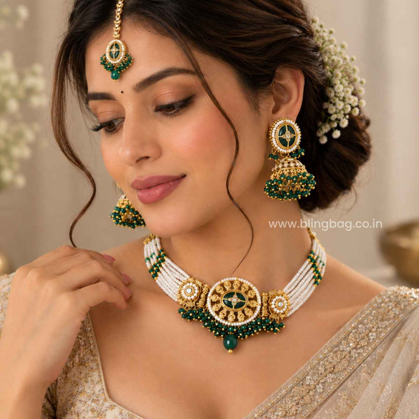 Emerald Tavya Kundan Jewellery Set