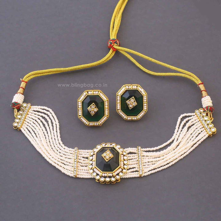 Emerald Tithi Kundan Jewellery Set