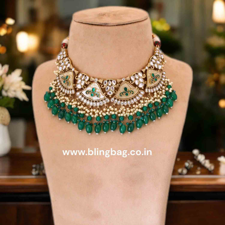 Emerald Udyati Kundan Jewellery Set