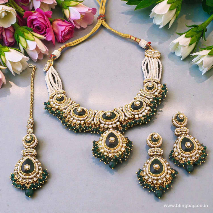 Emerald Ujvalini Kundan Jewellery Set