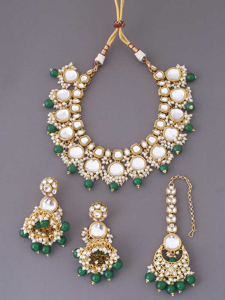Emerald Ujwala Kundan Jewellery Set