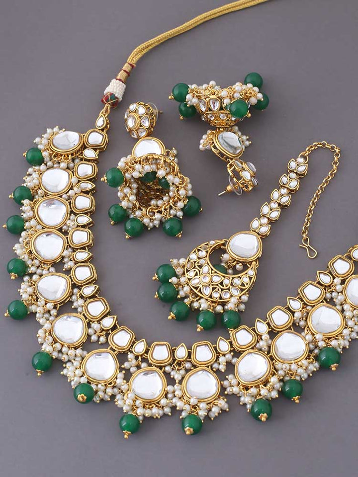 Emerald Ujwala Kundan Jewellery Set