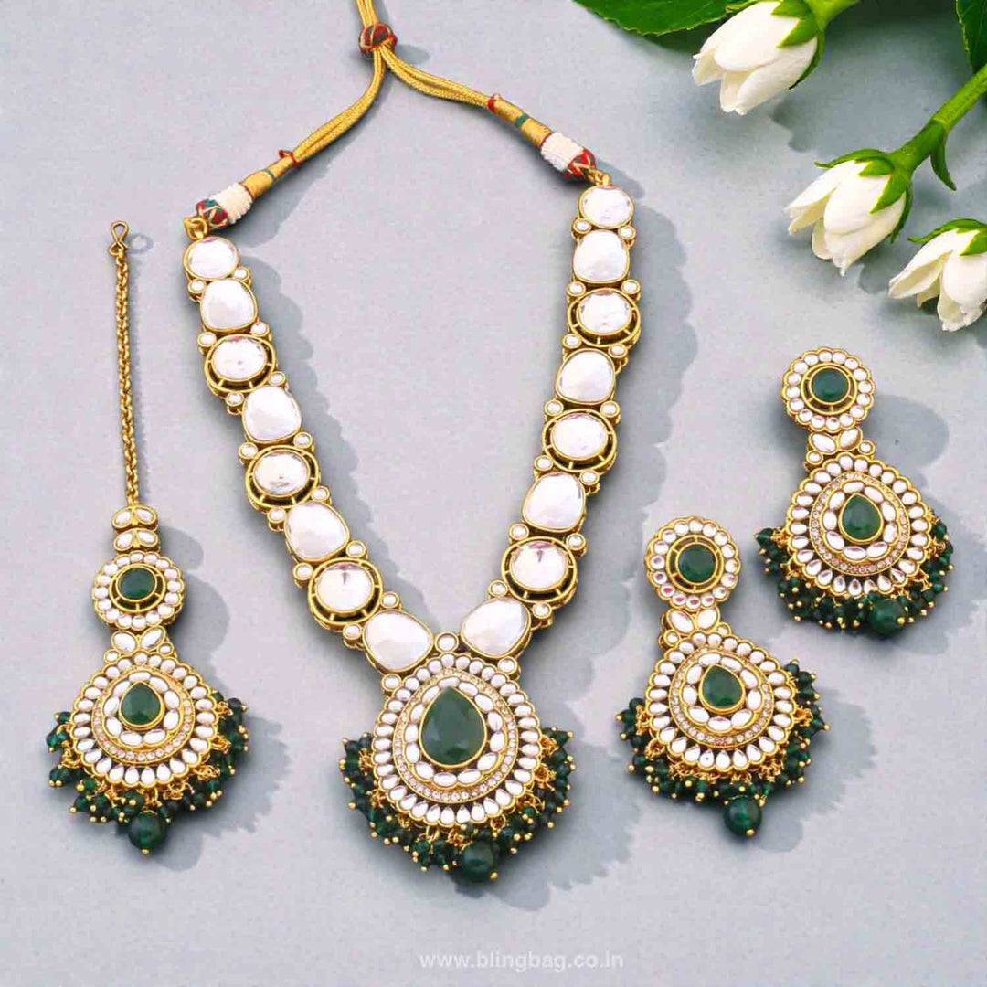 Emerald Umisha Kundan Jewellery Set