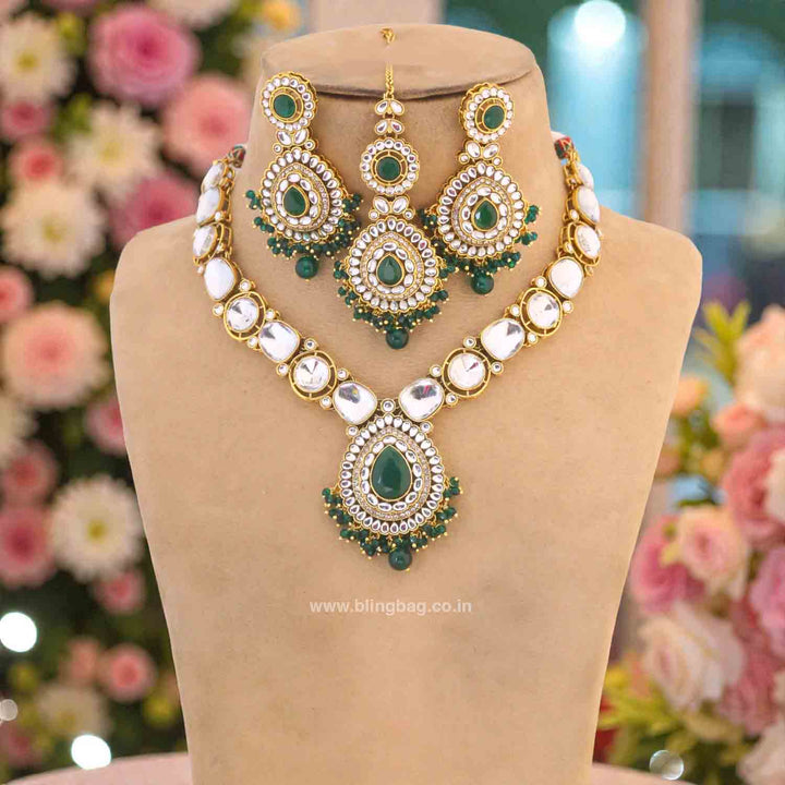Emerald Umisha Kundan Jewellery Set