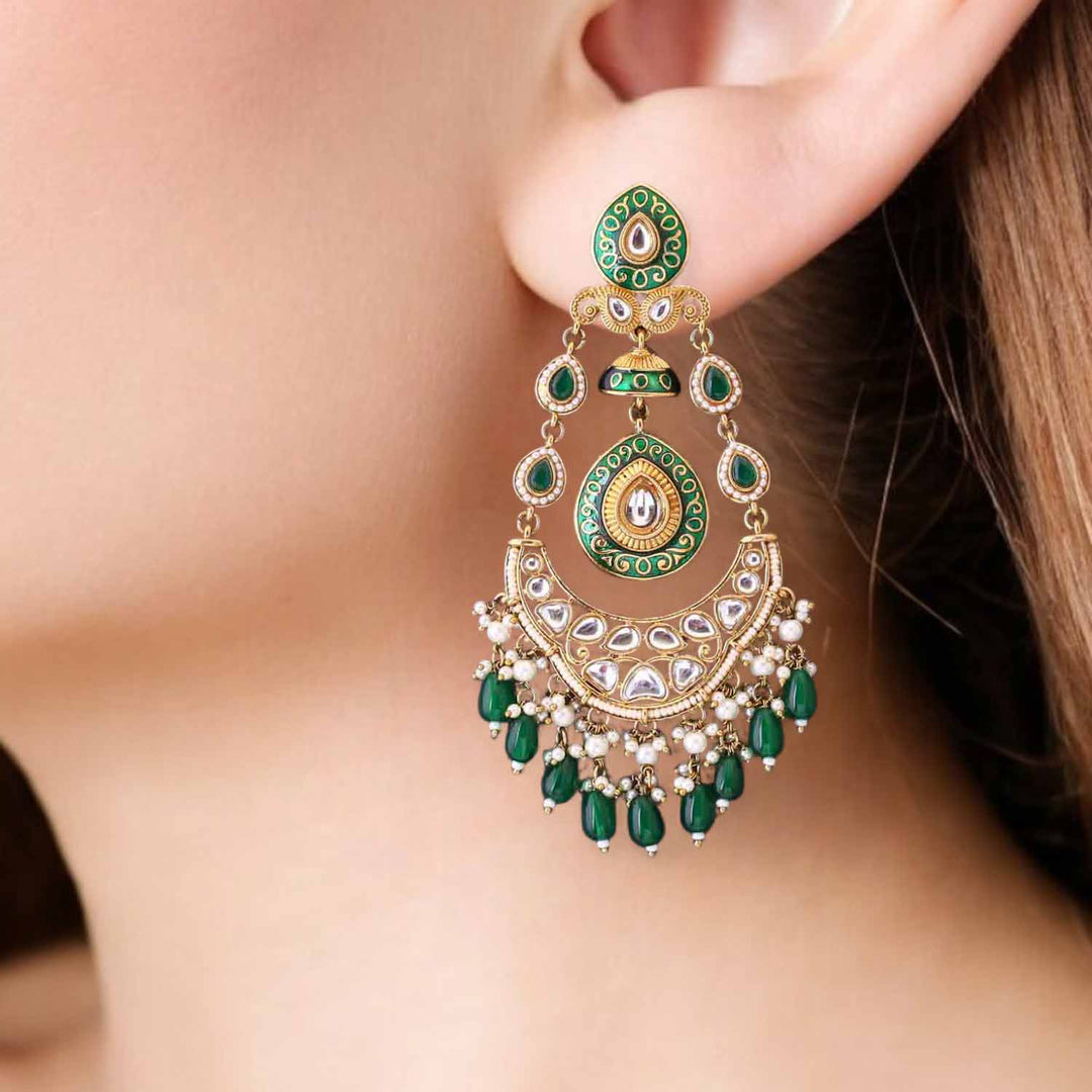 Emerald Urshi Chandbalis