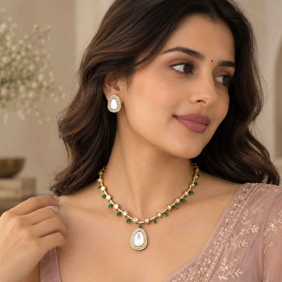 Emerald Uzaa Victorian Jewellery Set - New Arrival