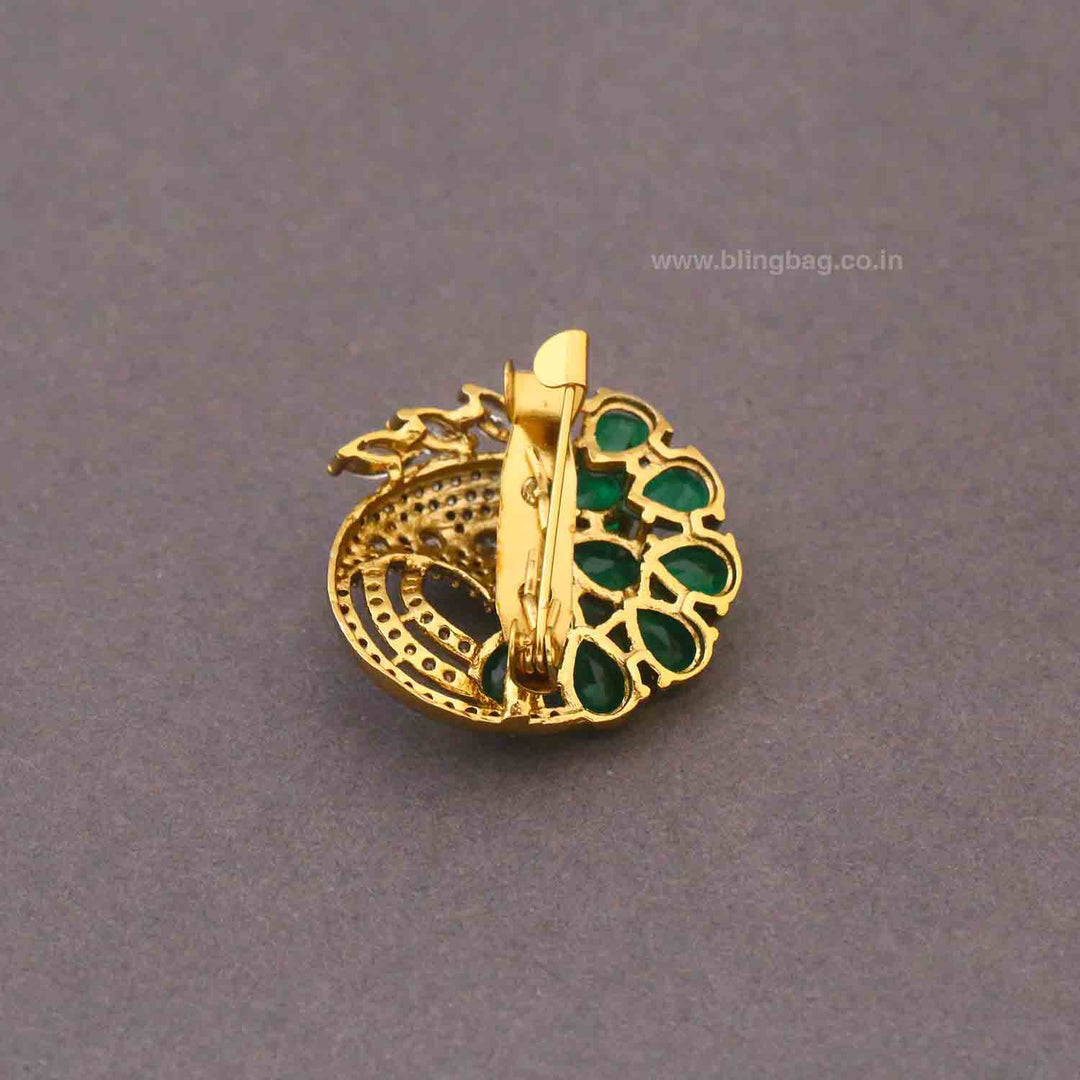 Emerald VIetta Brooch