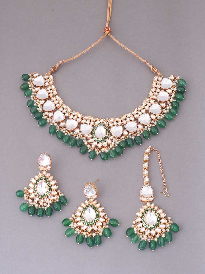 Emerald Vaanya Jewellery Set