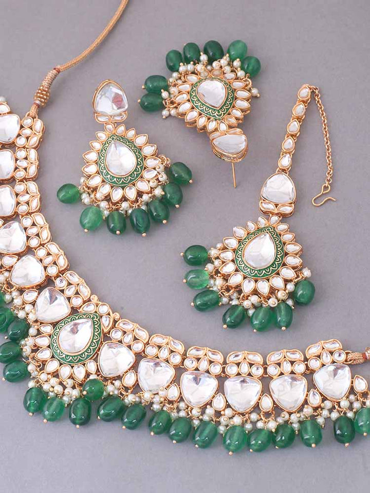 Emerald Vaanya Jewellery Set