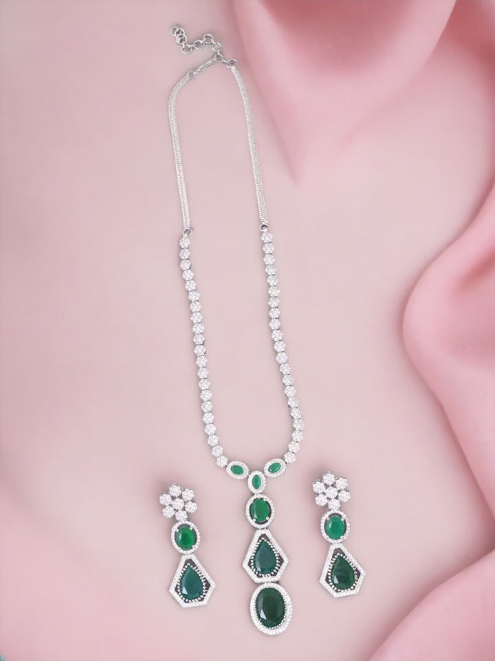 Emerald Valentina Zirconia Jewellery Set