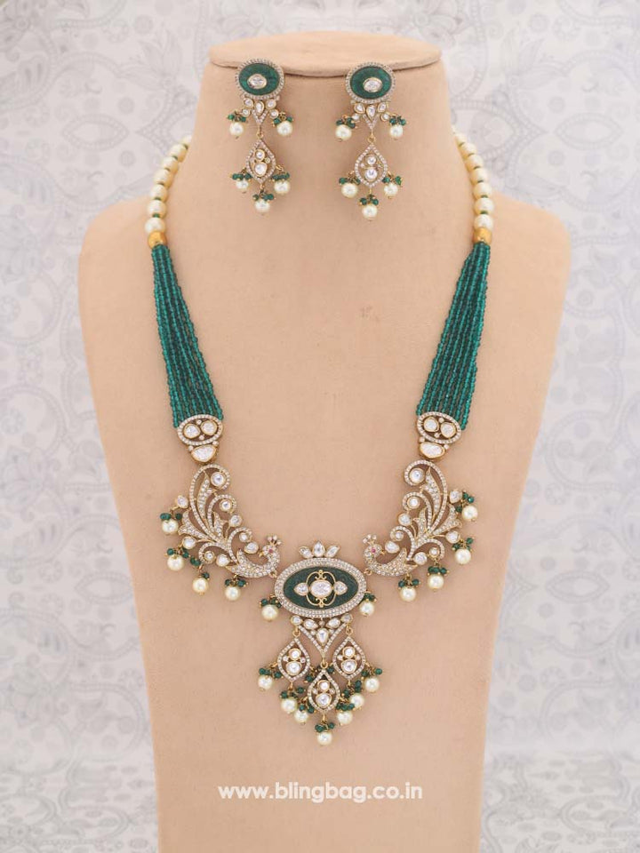 Emerald Vanesa Jewellery Set
