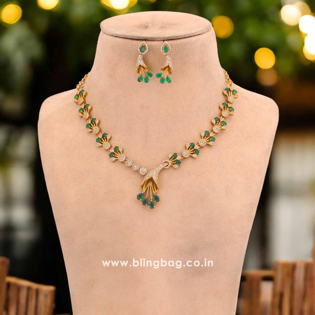 Emerald Vanisha Antique Jewellery Set - New Arrival
