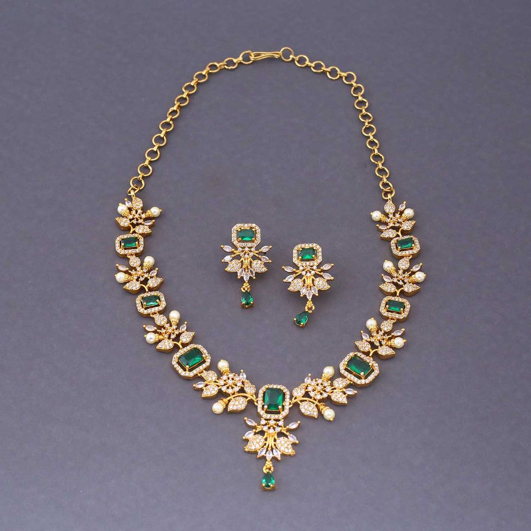 Emerald Vanya Victorian Jewellery Set - New Arrival