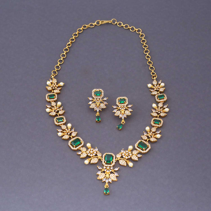 Emerald Vanya Victorian Jewellery Set - New Arrival