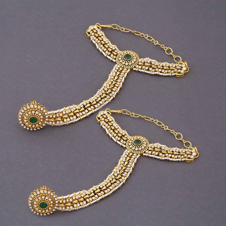 Emerald Varnika Kundan Bridal Jewellery Set