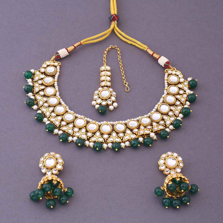 Emerald Varshi Kundan Jewellery Set