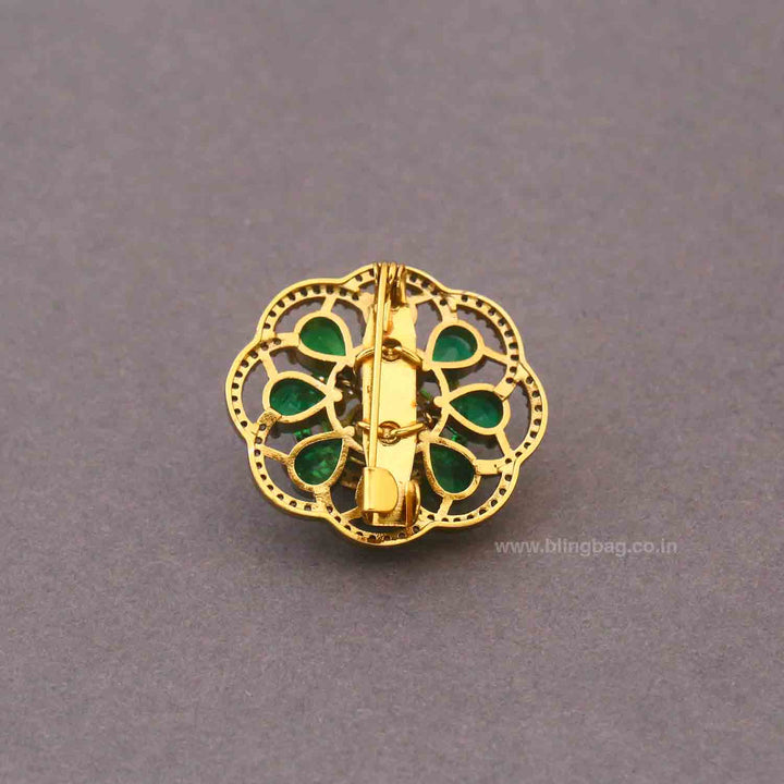 Emerald Veissa Brooch