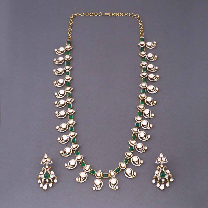 Emerald Veloura Victorian Jewellery Set - New Arrival