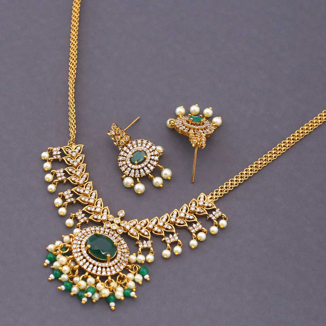 Emerald Vinaya Antique Jewellery Set - New Arrival