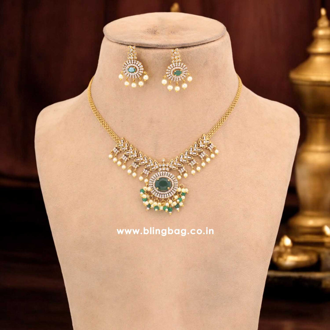 Emerald Vinaya Antique Jewellery Set - New Arrival