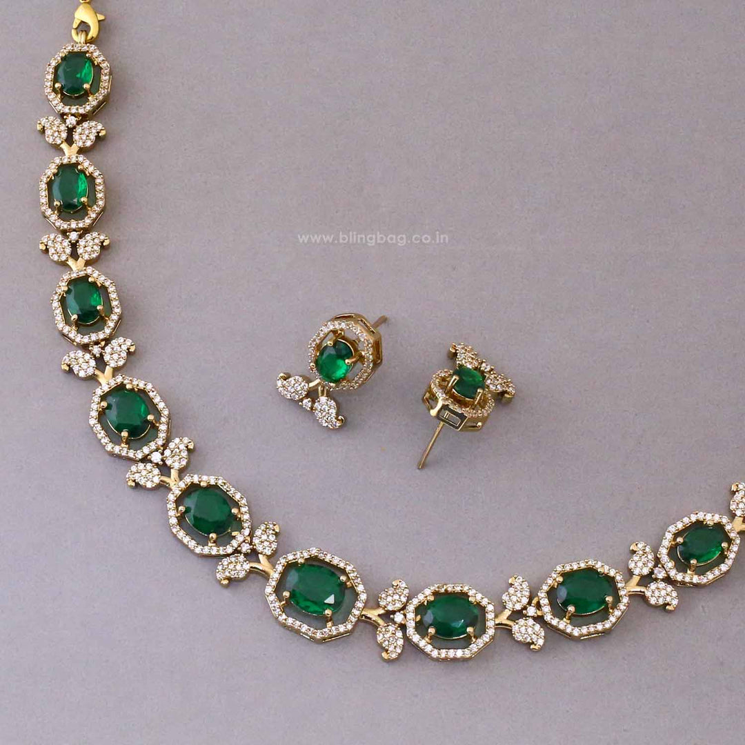 Emerald Vogue Victorian Jewellery Set - New Arrival