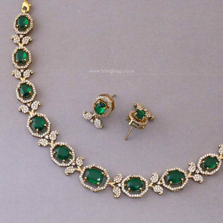 Emerald Vogue Victorian Jewellery Set - New Arrival