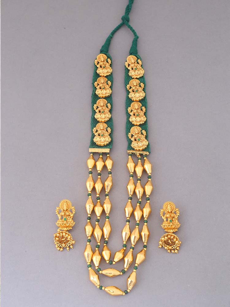 Emerald Vrishabha Temple Jewellery Set