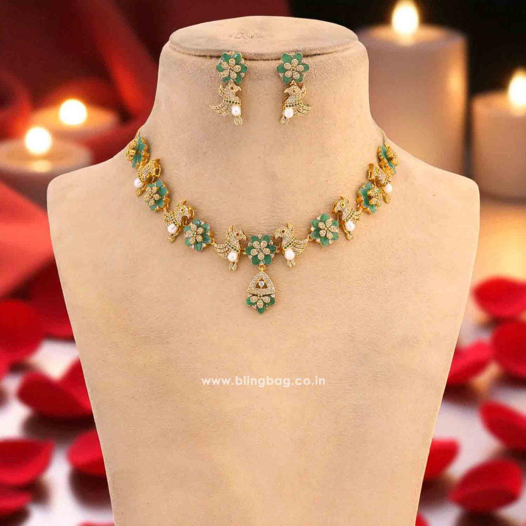 Emerald Wenara Victorian Jewellery Set - New Arrival