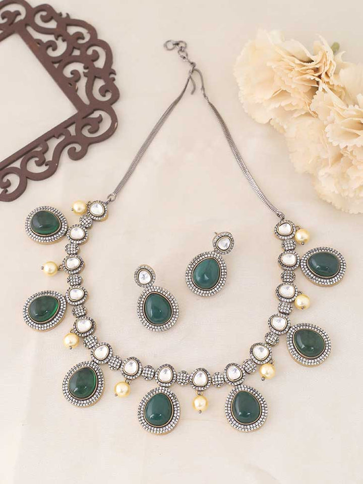 Emerald Wilma Zirconia Jewellery Set
