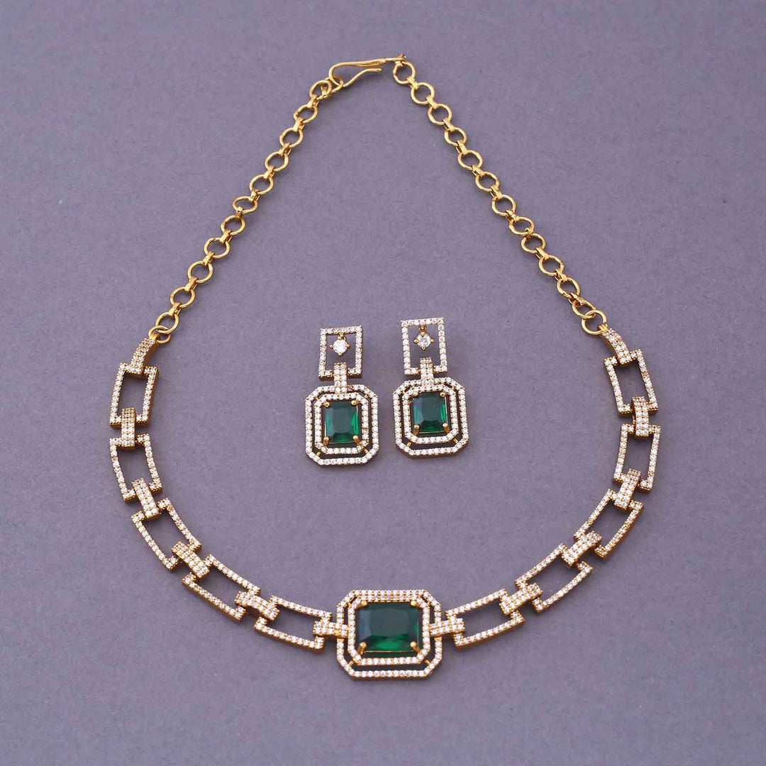 Emerald Wisia Victorian Jewellery Set - New Arrival