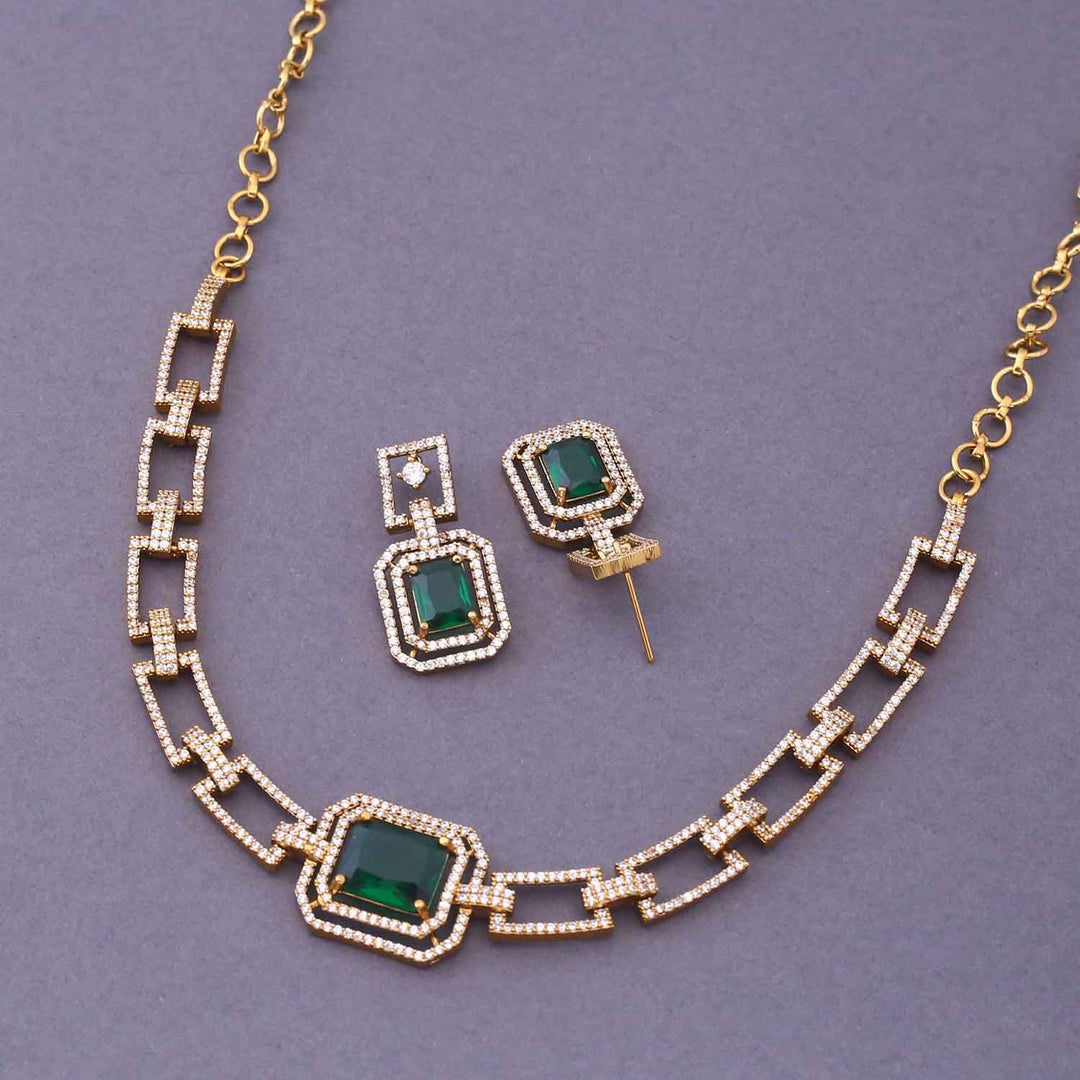 Emerald Wisia Victorian Jewellery Set - New Arrival