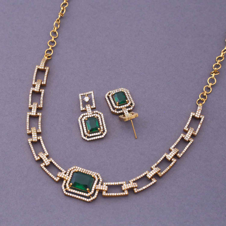 Emerald Wisia Victorian Jewellery Set - New Arrival