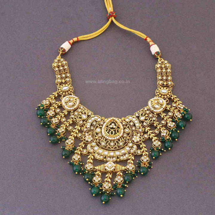 Emerald Yagna Kundan Bridal Jewellery Set