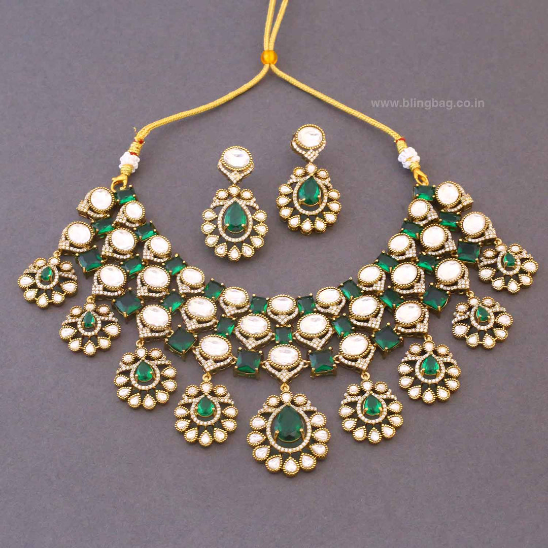 Emerald Yaniska Victorian Jewellery Set- New Arrivals
