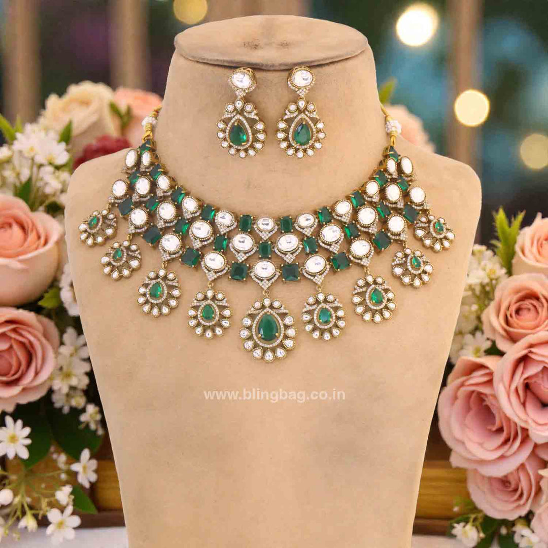 Emerald Yaniska Victorian Jewellery Set- New Arrivals