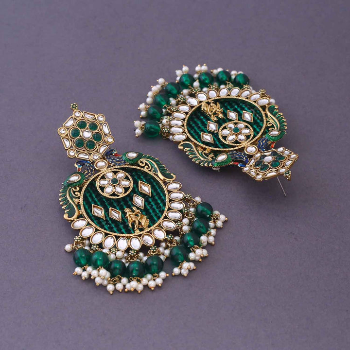 Emerald Yasmeen Chandbalis