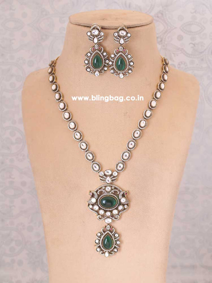 Emerald Yasmin Jewellery Set