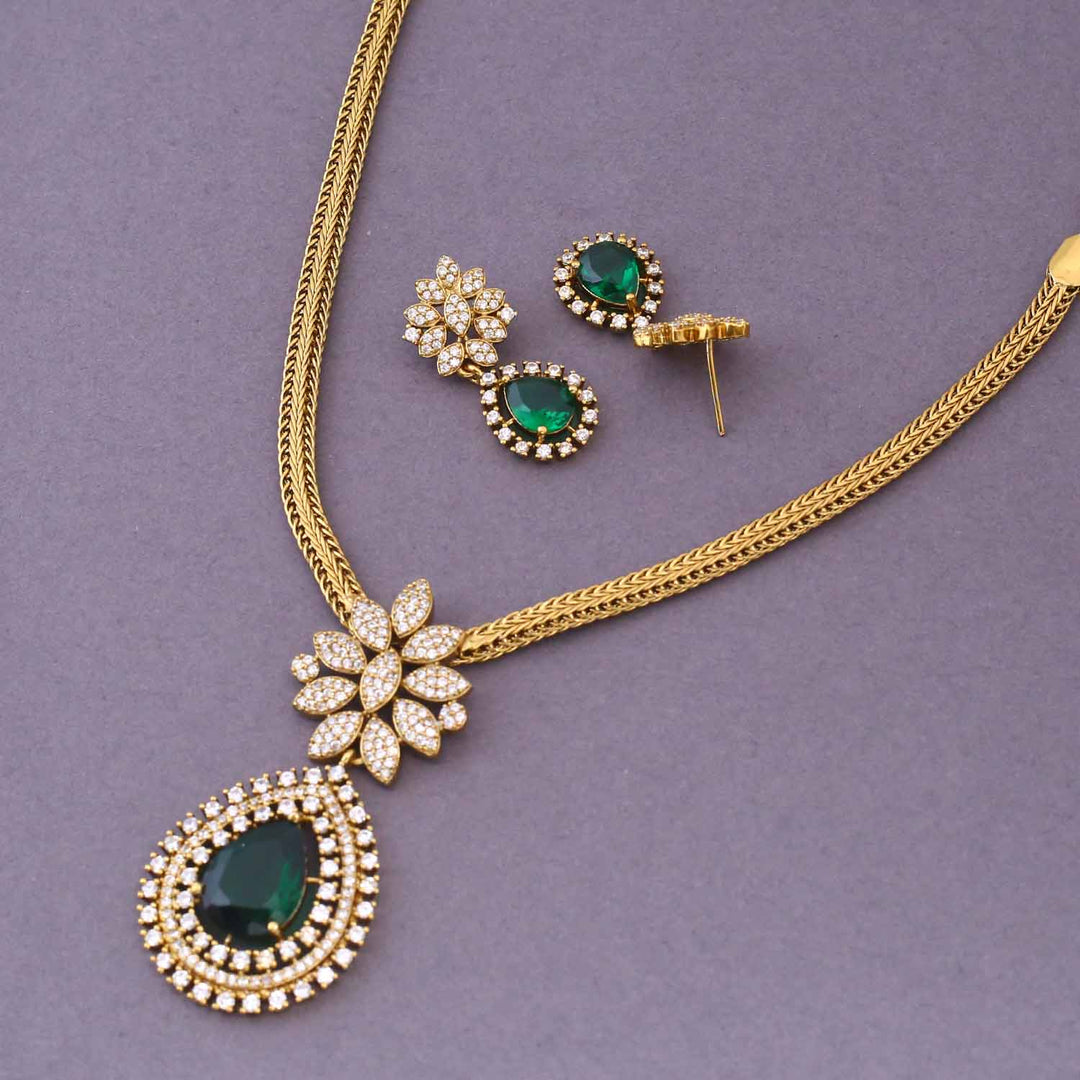 Emerald Zamira Antique Pendant Set -New Arrival