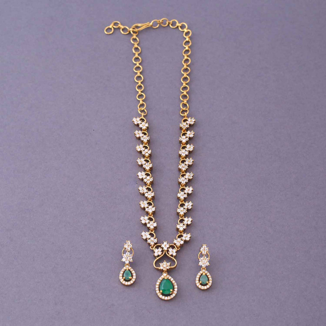 Emerald Zendaya Victorian Jewellery Set-New Arrival