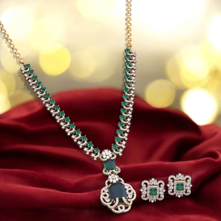Emerald Zoe Victorian Jewellery Set - New Arrival
