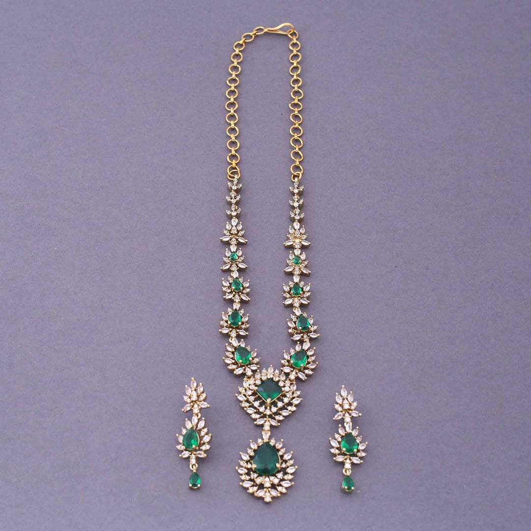 Emerald Zonia Victorian Jewellery Set - New Arrival