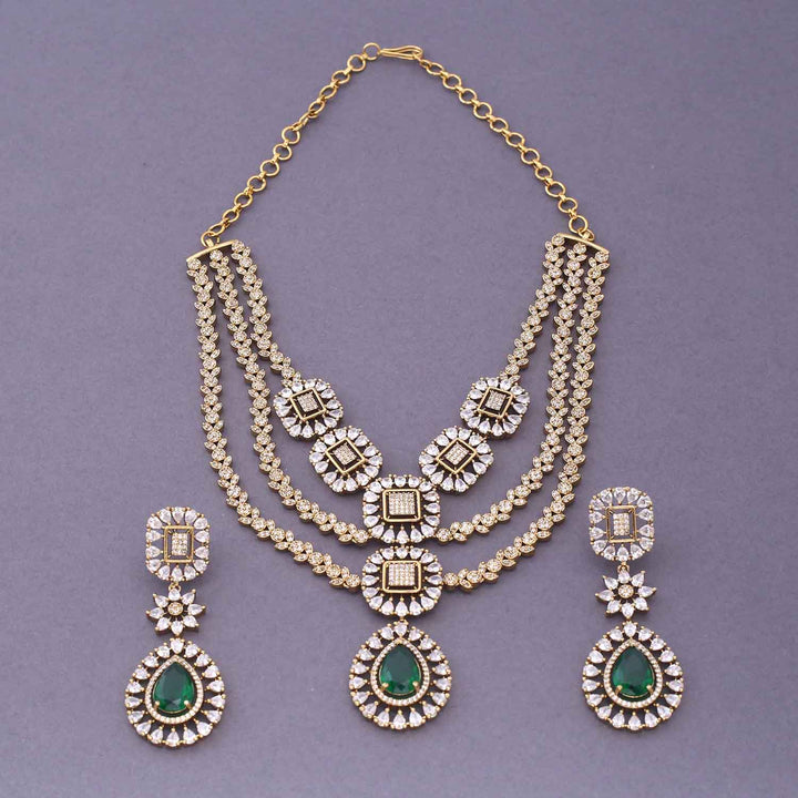 Emerald Zonny Victorian Jewellery Set - New Arrival