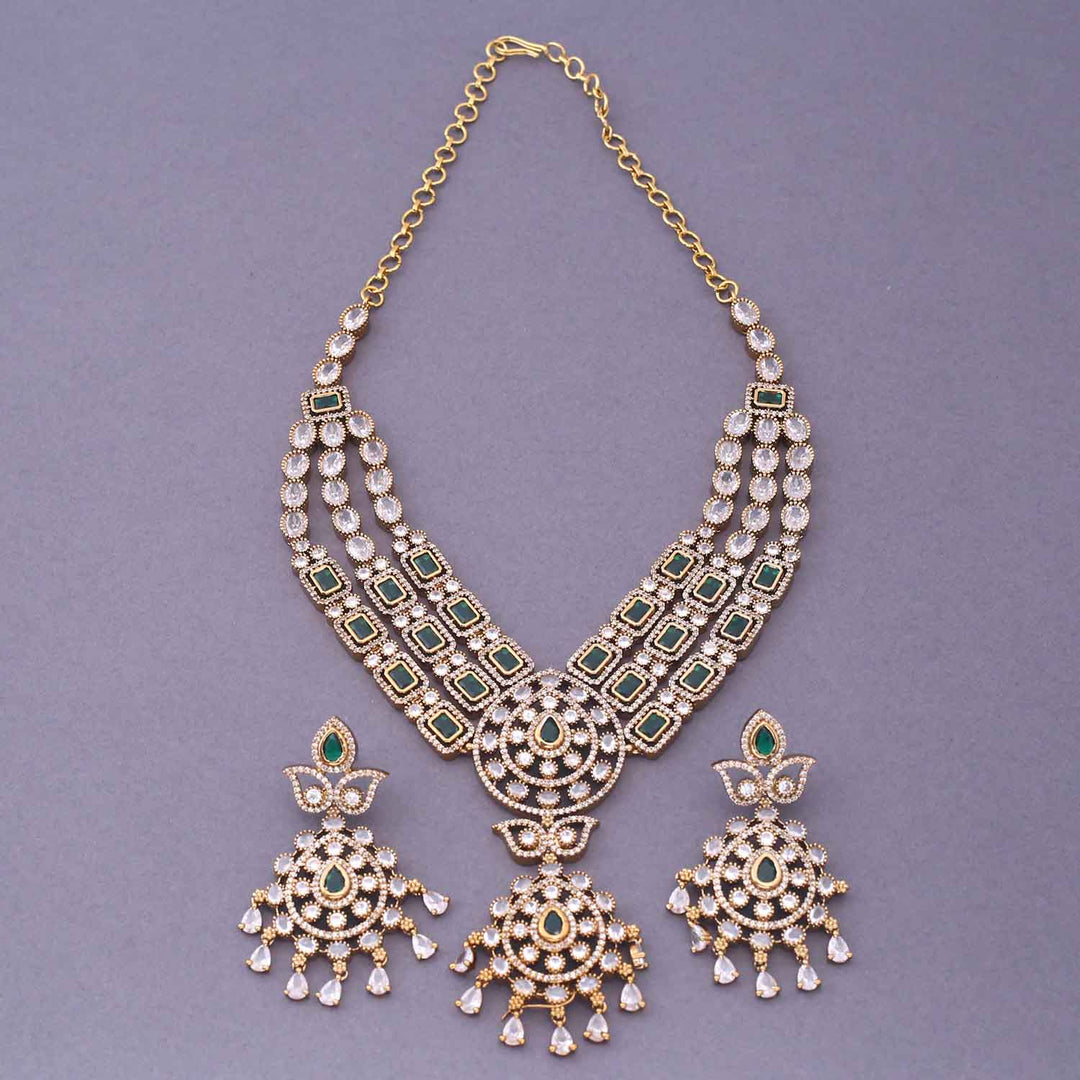 Emerald Zorby Victorian Jewellery Set - New Arrival