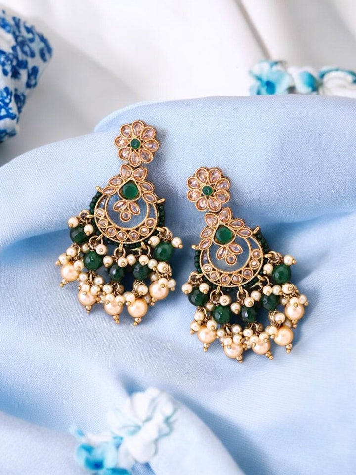 Emerald Zoyaana Chandbalis