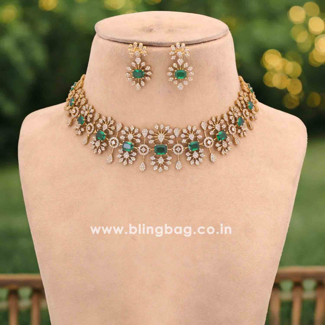 Emerald Zuni Victorian Jewellery Set - New Arrival