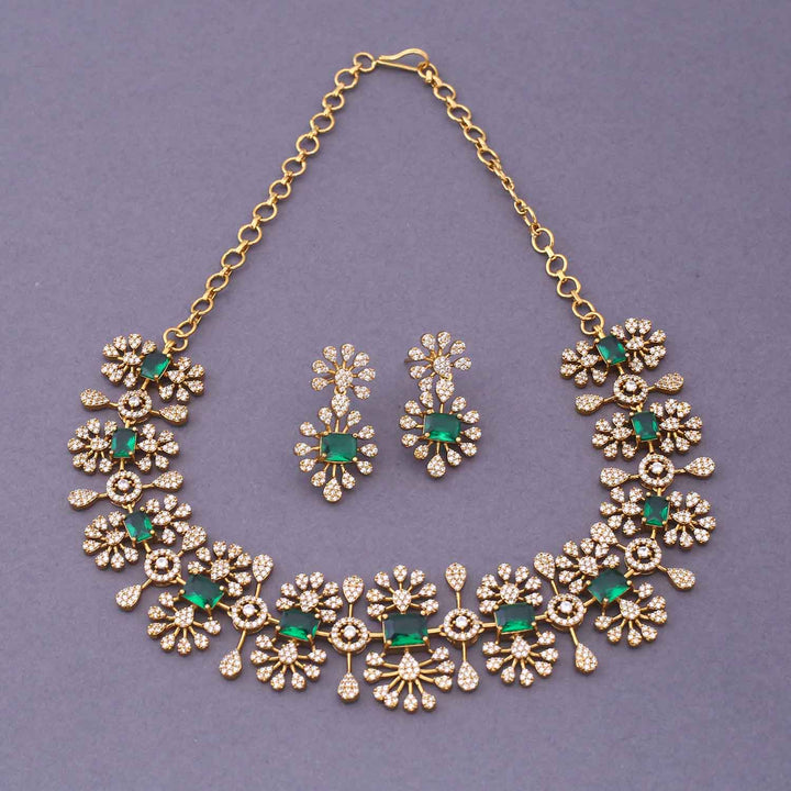 Emerald Zuni Victorian Jewellery Set - New Arrival