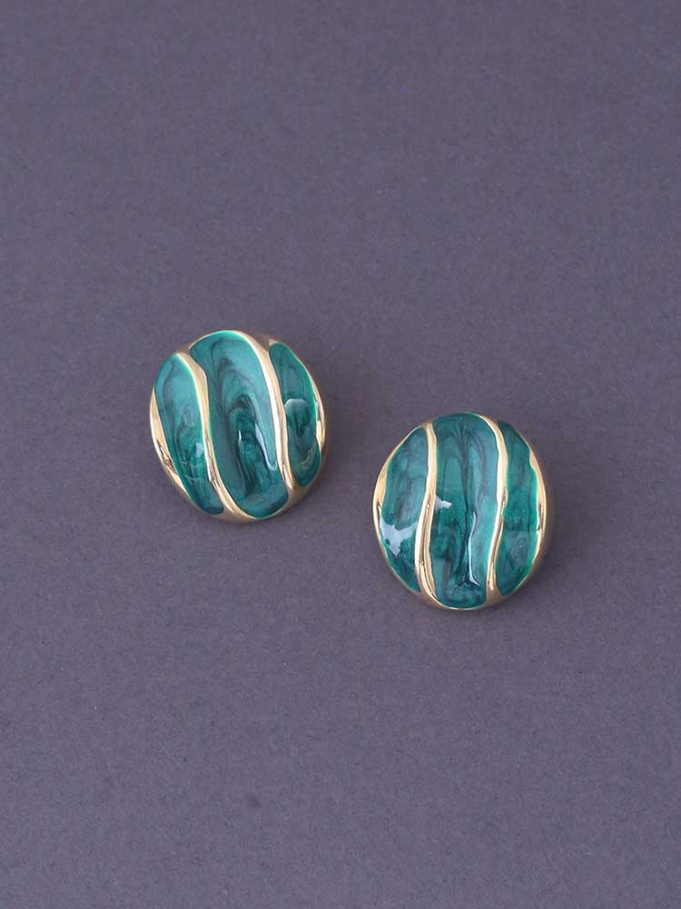 Emerald Saylor Studs