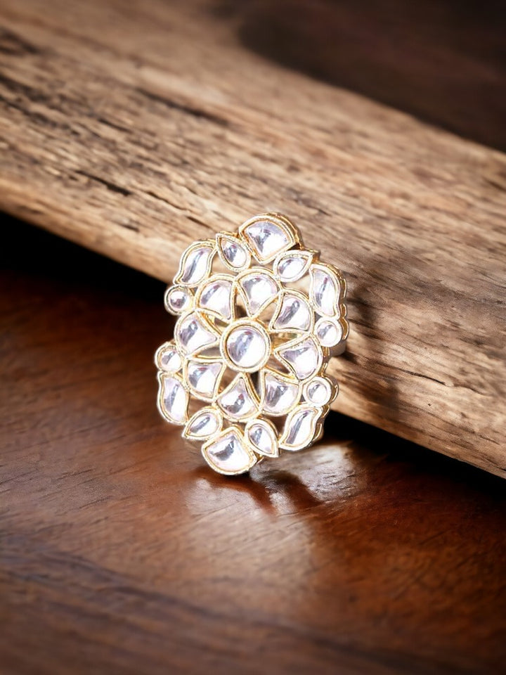 Golden Aanika Adjustable Ring